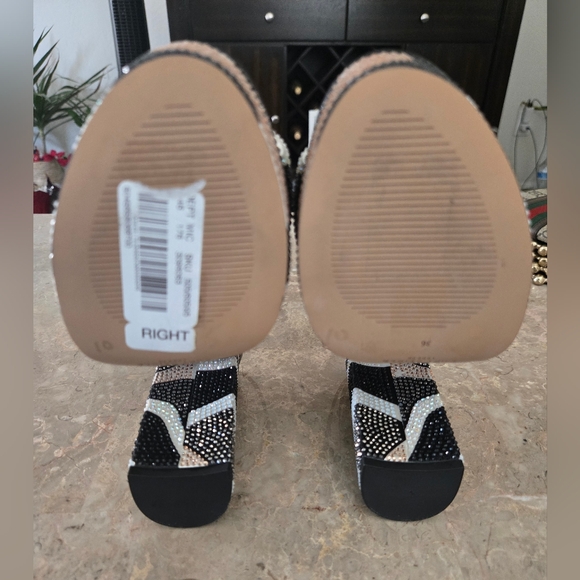 Kensington Platform Sandals by Kurt Geiger London.  Size 36 - US 6 - Picture 8 of 13